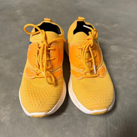 Women’s Vessi Everyday Move - Picture 3 of 8